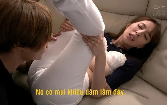 Джессика Кизаки и ее большой сосед