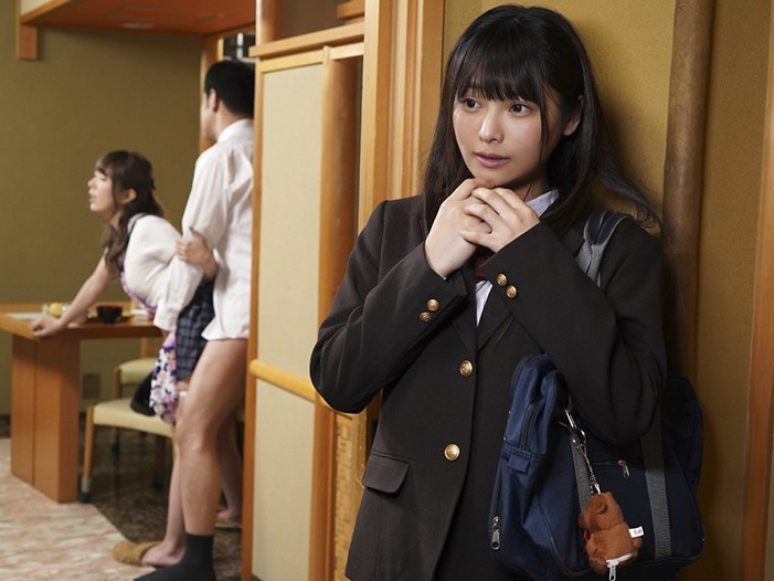 MIAA-284 10代の娘が母親の夫を盗んだ