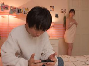 The older sister was lewd and tempted to fuck her younger sister's boyfriend The older sister was lewd and tempted to fuck her younger sister's boyfriend